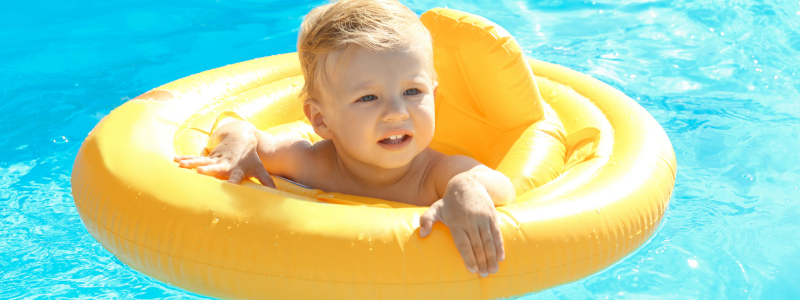 Schwimmringe für Kleinkinder: Tipps für Eltern und Kinder